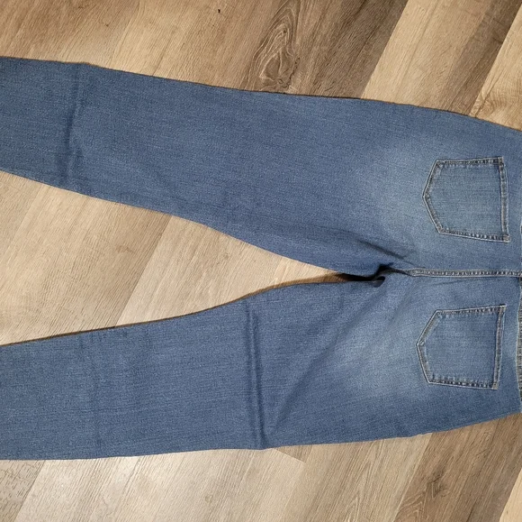 📌SOLD📌Jeans - Picture 4 of 5
